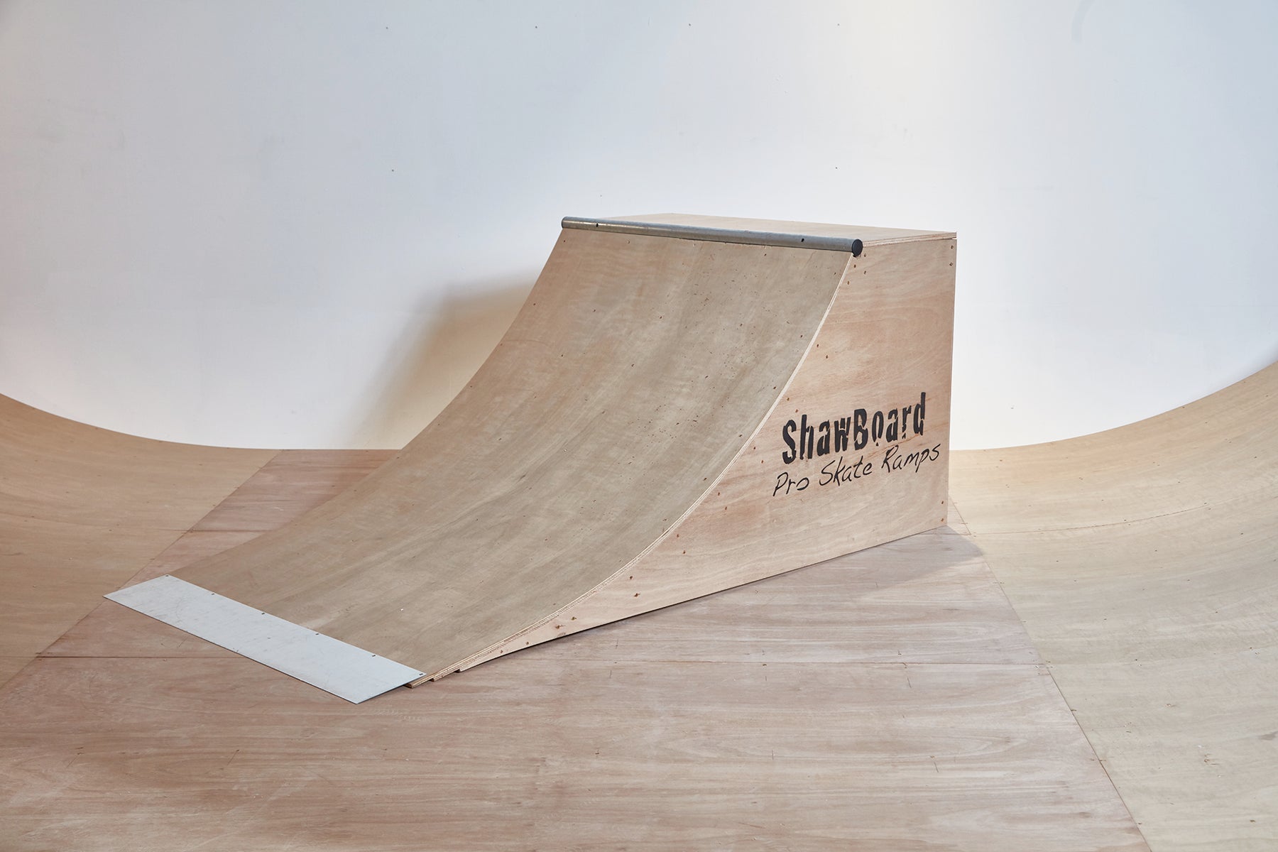 Scate Ramp Quarter Pipe - 3’ High x 4’ Wide – SB Skate Ramps